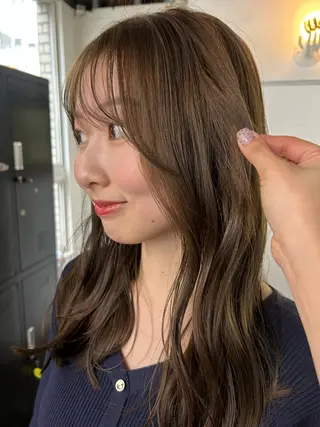 セミロング カラー 小川真歩/パーマ /暖色オリーブのヘアスタイル