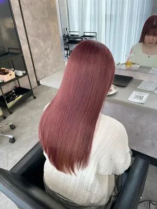 ロング カラー 手塚 由佳のヘアスタイル