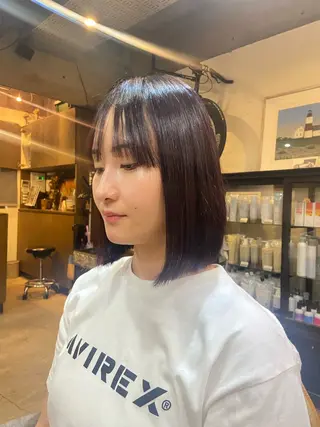 ミディアム isuta 岡本のヘアスタイル