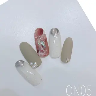 ネイル 園 寛子 （ネイリスト）のネイルデザイン