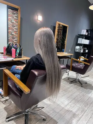 ロング カラー REJOICE hair EN所属・伊藤 希綱のヘアスタイル