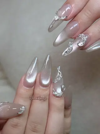 ネイル Dark honey スカルプ専門原宿店のネイルデザイン