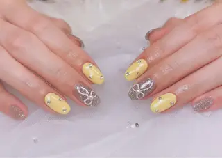 ミディアム Nail Salon Rinosh所属・Rinosh Haruのネイルデザイン