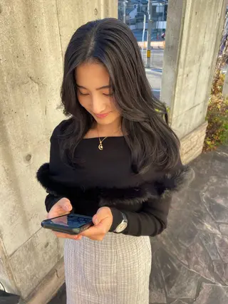 セミロング 平田 華菜のヘアスタイル