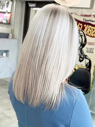 セミロング 💛ムラ修正ブリーチ 💛YUUのヘアスタイル