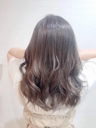 セミロング GRANLUSSO 〜グランルッソ駅前店所属・木口 嘉美のヘアスタイル