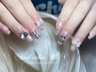 ネイル E.N🦋 長さ出し/持ち込みのネイルデザイン