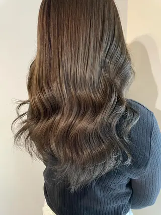 ロング カラー ヘアアレンジ マツエク・マツパ アイブロウ 透明感カラー/推しカ ラー☁️JURAのヘアスタイル