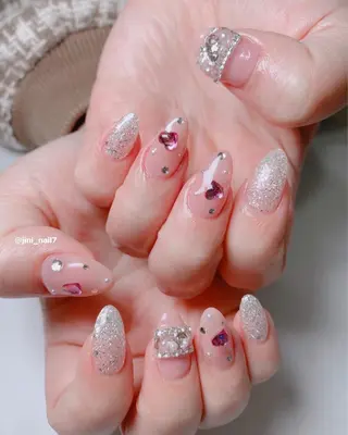 ネイル JINI NAIL所属・ジニ ネイルのネイルデザイン