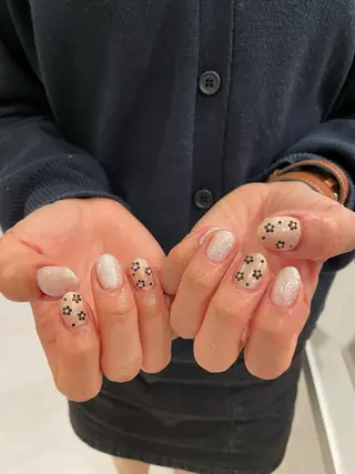 ネイル 束感まつ毛/ネイル/ LED♥KIRARAのマツエク・マツパデザイン