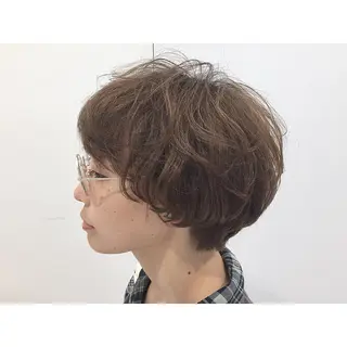 ショート カラー パーマ 透明感♡︎♡︎ 佐々木早苗のヘアスタイル