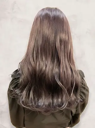 ロング 平井 真由のヘアスタイル