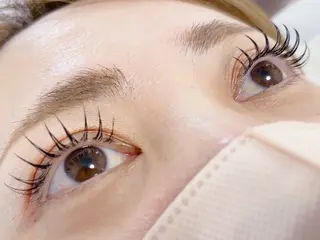 マツエク・マツパ DIANE所属・DIANE  NA tomoの眉毛・アイブロウイメージ