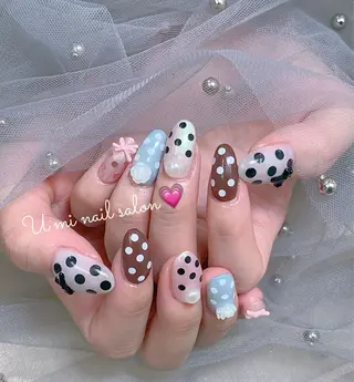 ネイル U·Mi nail salon所属・U·Mi 上野御徒町容のネイルデザイン