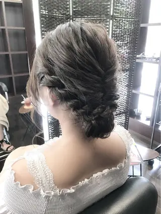 ロング ヘアアレンジ 沢田 瞳のヘアスタイル
