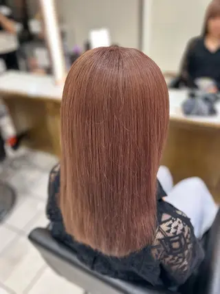 セミロング カラー ニュートラルカラー 🧊横田 さえのヘアスタイル