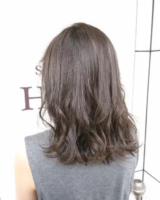 セミロング LOUWE/Share所属・変身企画実施✨️ ショート専門 宮ヶ迫のヘアスタイル