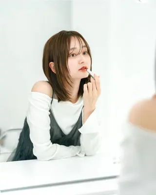 ミディアム Rely 美空のヘアスタイル