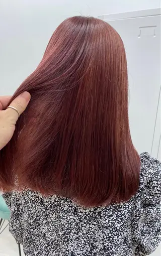 セミロング lar 立川南口所属・砂岡 里奈のヘアスタイル