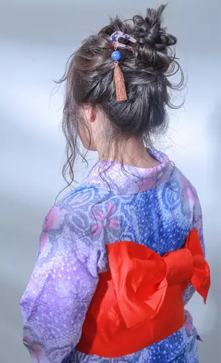 ロング カラー ヘアアレンジ 伊藤 裕貴のヘアスタイル