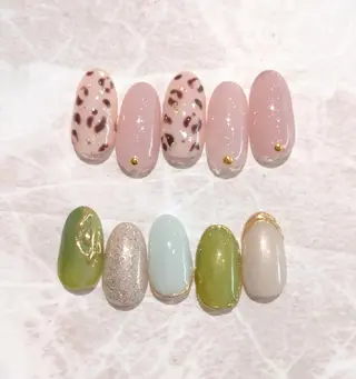 ネイル 會田 瑠衣のネイルデザイン