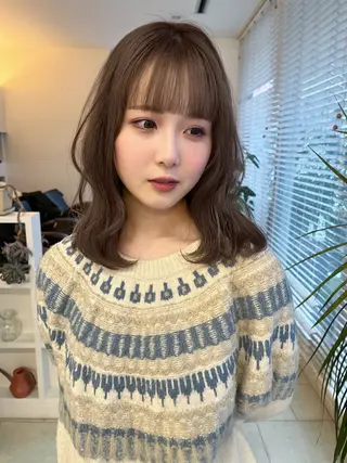 セミロング カラー kchiara所属・yura /レイヤーカットのヘアスタイル