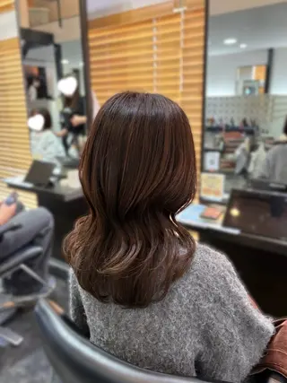 ミディアム 石田 亜弥のヘアスタイル