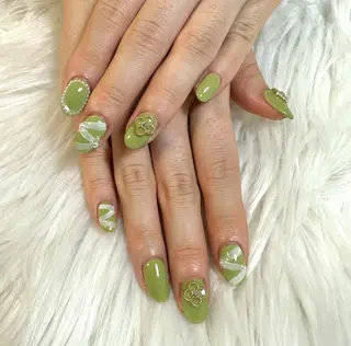 ネイル Sayaka❤️ REBEST京橋のネイルデザイン