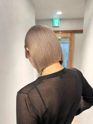 ショート カラー 【arc】Ruri コテ巻き風パーマのヘアスタイル