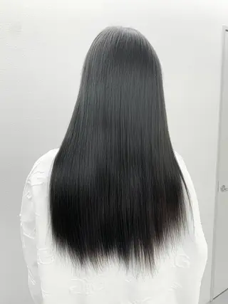 ロング カラー Xena ria 衣織/ブリーチカラーのヘアスタイル