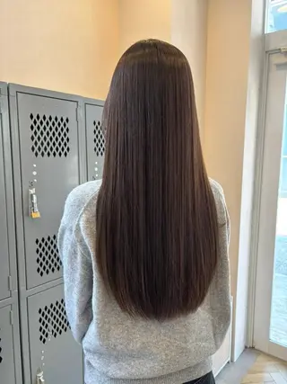 ロング カラー 佐藤 優衣のヘアスタイル