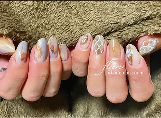 ネイル フルリール 【プライベートサロンのネイルデザイン