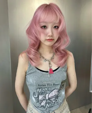 ロング カラー PELE アネックス梅田茶屋町店所属・PELE ハイトーン RIMUのヘアスタイル