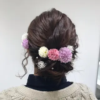 ミディアム ヘアアレンジ 【暖色カラー特化】 中山由梨のヘアスタイル