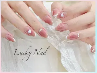 ネイル Lucky Nail Studioのネイルデザイン