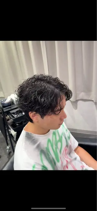 ミディアム パーマ メンズ メンズパーマ特化 美容師kouyaのヘアスタイル