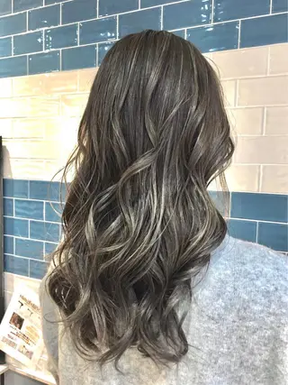 ロング カラー ヘアアレンジ 🦋韓国ヘア 坂本 菜摘🦋のヘアスタイル