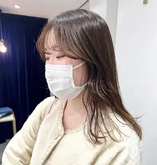 セミロング 上原 みちるのヘアスタイル