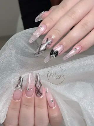 ネイル Maggie Nail🦩のネイルデザイン