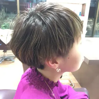 ショート カラー パーマ 三橋 和希のヘアスタイル