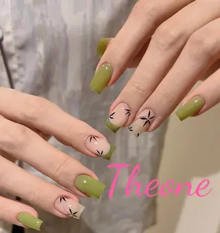 ネイル THE ONE 山本のネイルデザイン