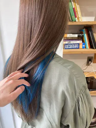 ロング roka ノゾミのヘアスタイル