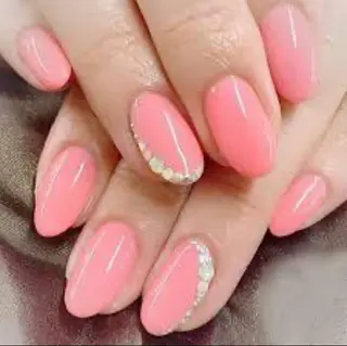 ネイル ゲン レイカのネイルデザイン