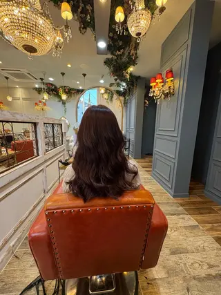 ロング カラー ヘアアレンジ GLanz 朱蒙のヘアスタイル