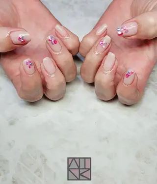 ネイル WINK所属・吉澤 響香のネイルデザイン