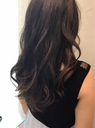 ロング カラー 髪質改善TR 透明感カラーHanaのヘアスタイル