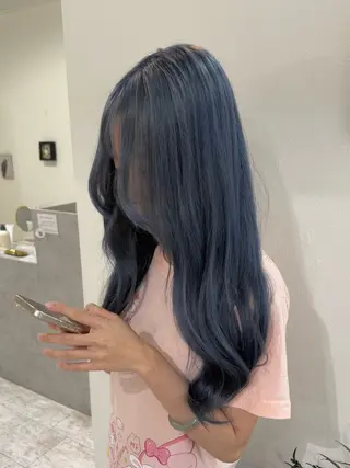 ロング カラー piLLon/ RYUKAのヘアスタイル