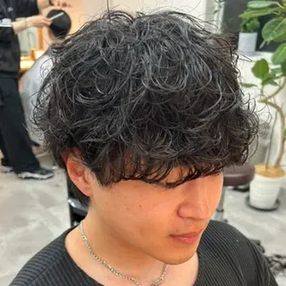 パーマ メンズ 男の理想を叶える🔥 メンズパーマ特化｜関のヘアスタイル