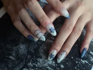 ネイル haruka .のネイルデザイン