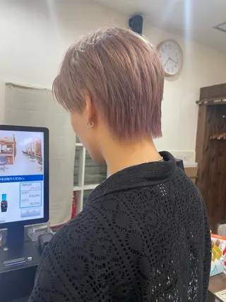 ショート カラー 🦋ショートカット モデル松尾紀輔🦋‪のヘアスタイル